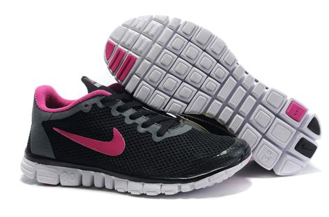 Nike Free 3.0 v2 Close to Barefoot Running 